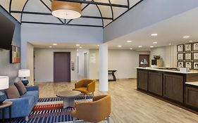 Lake Norman Inn And Suites